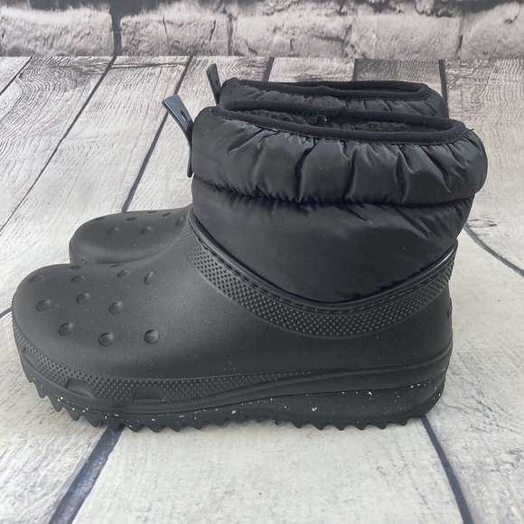 Crocs Classic Neo Puff Shorty Snow Boot 207311 Womens Size 7 New - Picture 4 of 11